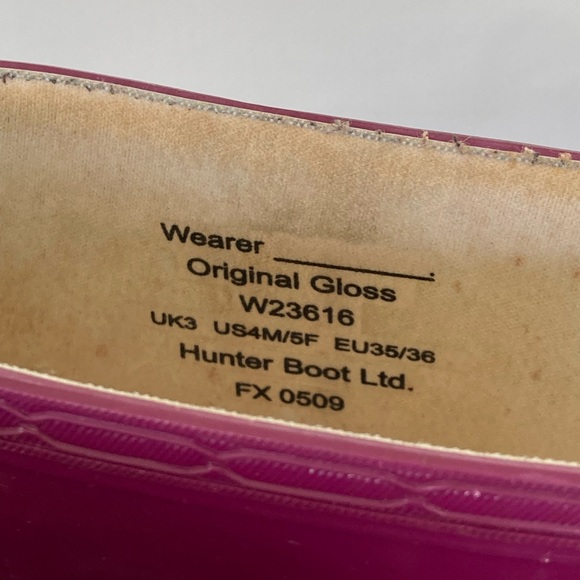 Women’s Hunter Boots Tall Rain Boots 👢in glossy finish. Size 7,  eggplant 🍆 - Picture 12 of 12